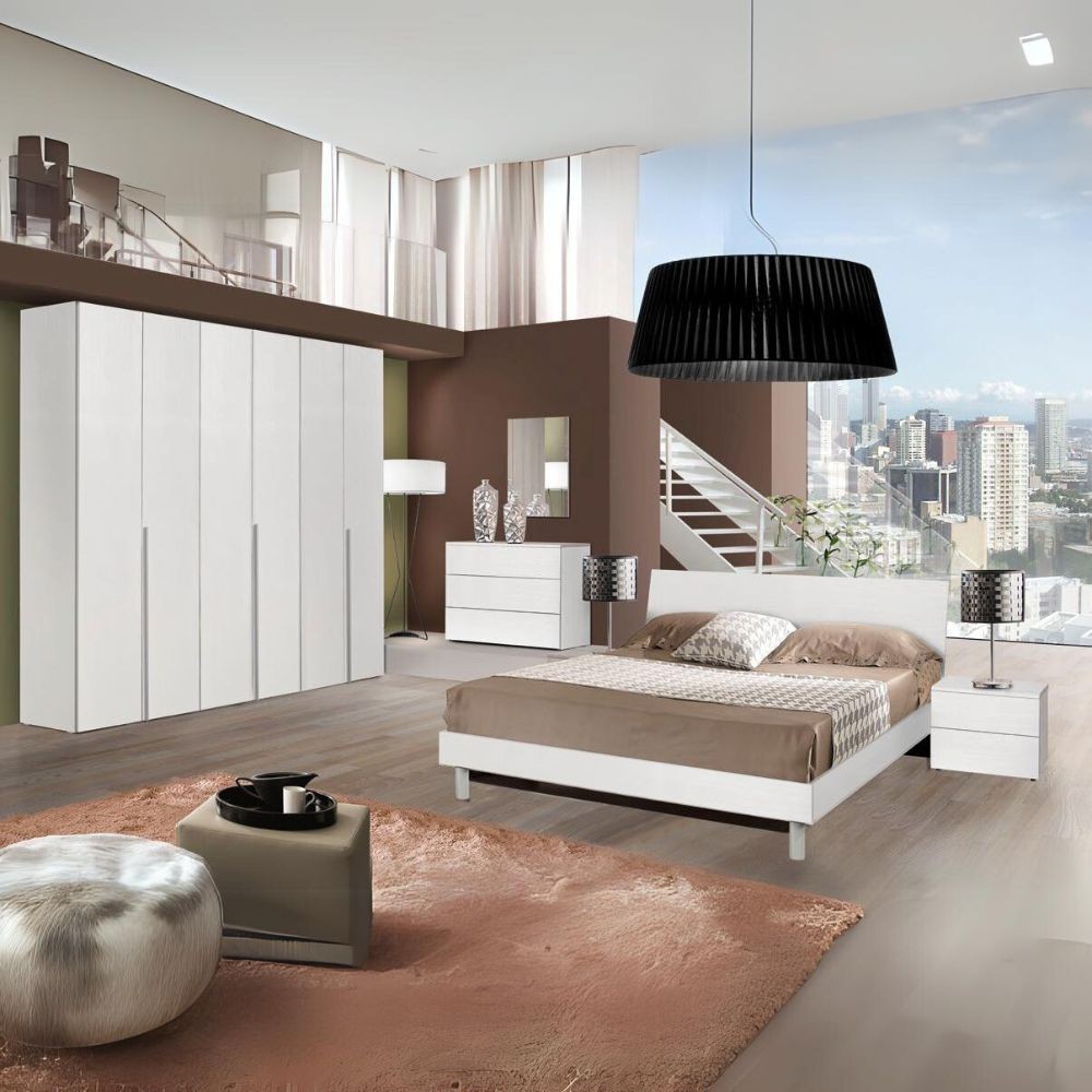 Camera Urano con armadio 6 ante battenti e letto in legno colore bianco larice Camera Urano con armadio 6 ante battenti e letto in legno colore bianco larice