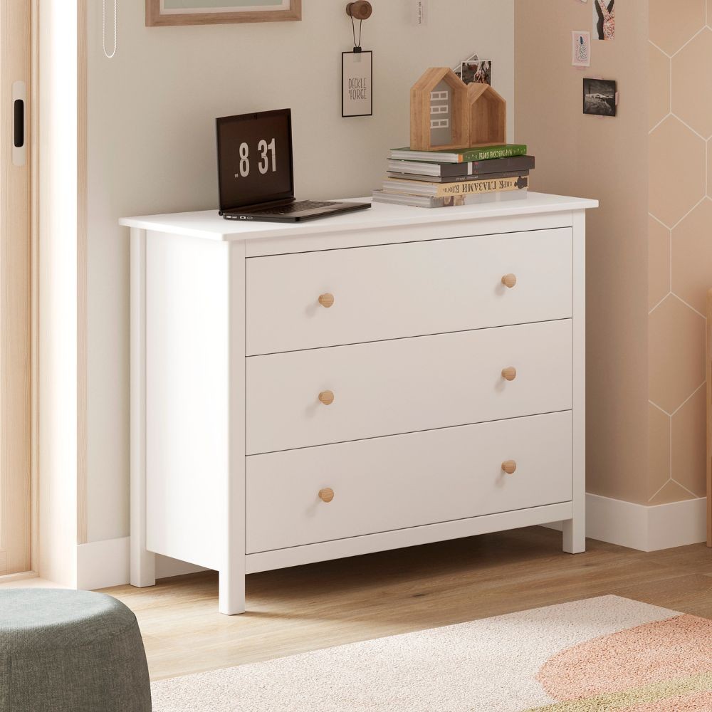 Comò Max 3 cassetti in legno massiccio colore bianco Comò Max 3 cassetti in legno massiccio colore bianco