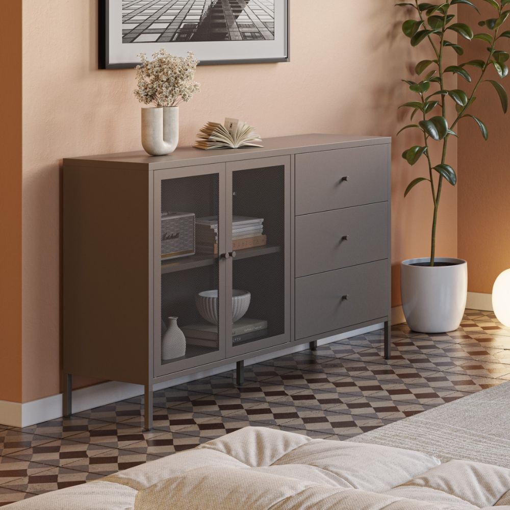 Credenza Fayna19352 in metallo con 2 ante e 3 cassetti colore mocha Credenza Fayna19352 in metallo con 2 ante e 3 cassetti colore mocha
