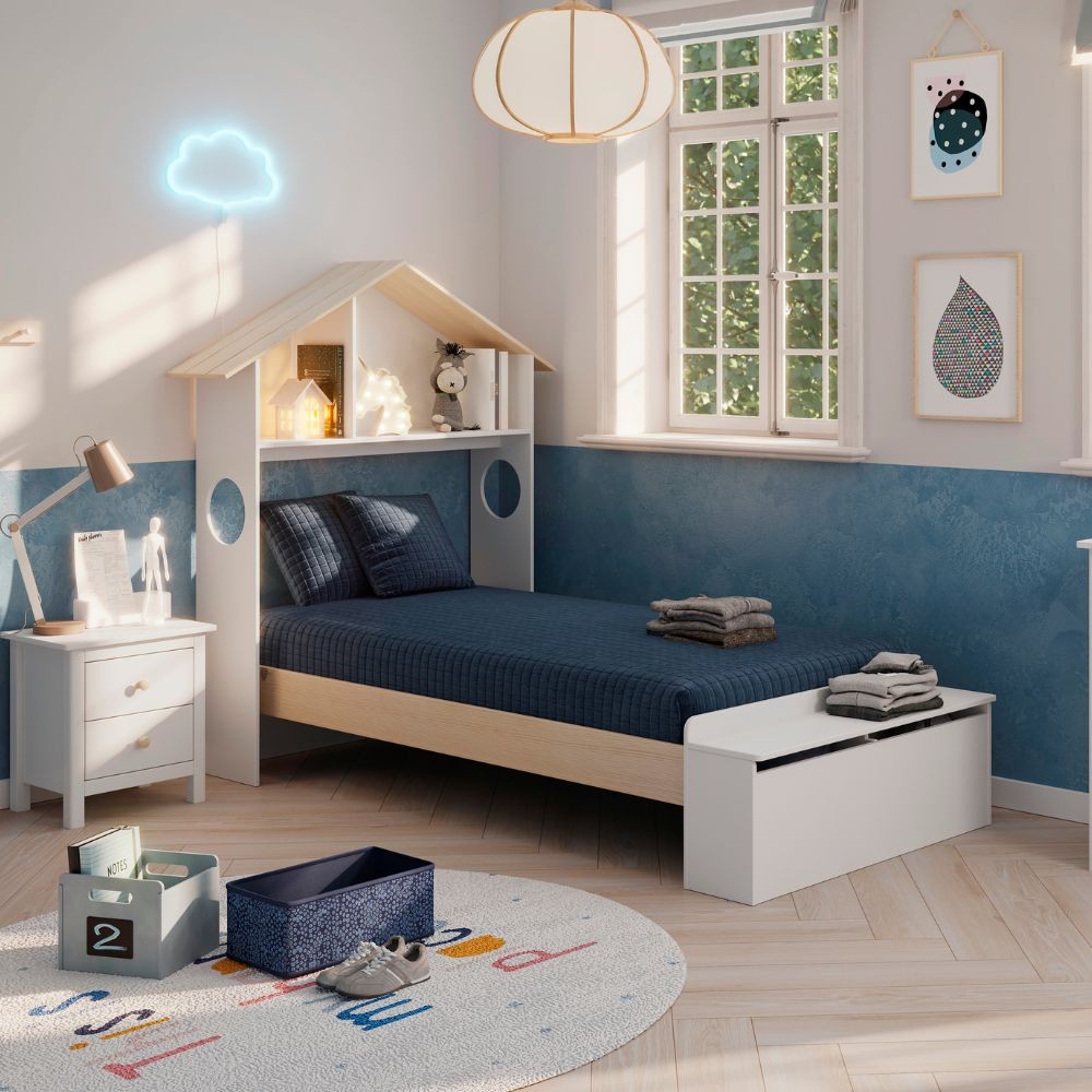 Letto singolo Odessa con testiera casetta e pediera contenitore in legno massiccio colore bianco Letto singolo Odessa con testiera casetta e pediera contenitore in legno massiccio colore bianco