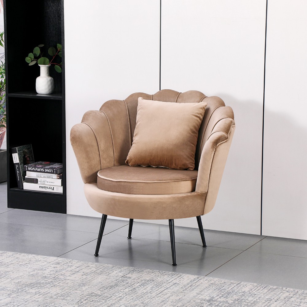 Poltrona a conchiglia Orel in velluto UF910-1 beige e gambe nero Poltrona a conchiglia Orel in velluto UF910-1 beige e gambe nero
