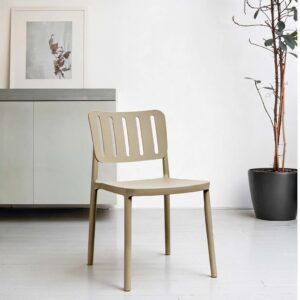Sedia in polipropilene Nexa con schienale con aperture verticali taupe set 4 pezzi