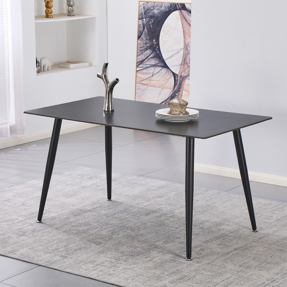Tavolo fisso Kilo 160x90 cm. con piano in ceramica effetto marmo nero con venature oro opaco e gambe nere Tavolo fisso Kilo 160x90 cm. con piano in ceramica effetto marmo nero con venature oro opaco e gambe nere