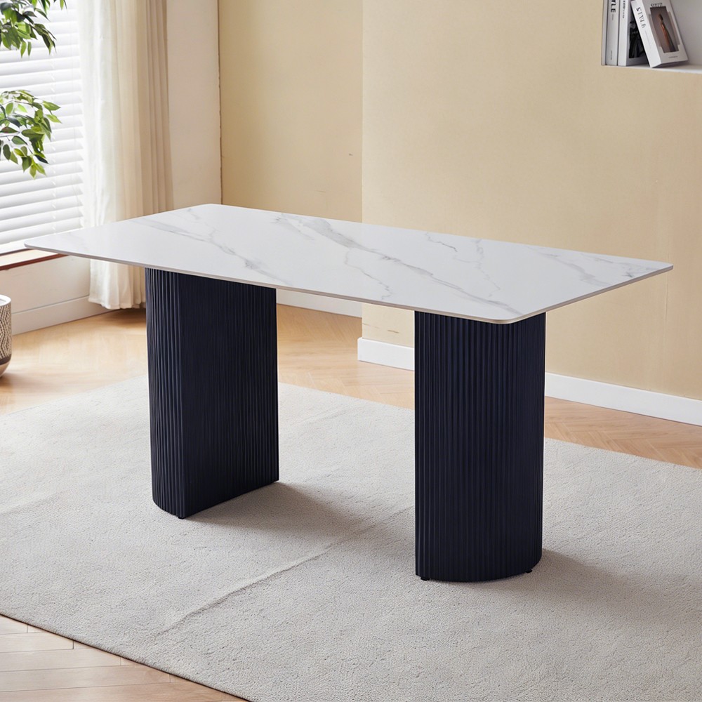 Tavolo rettangolare fisso Megalit con piano in ceramica bianco lucido e struttura in metallo nero Tavolo rettangolare fisso Megalit con piano in ceramica bianco lucido e struttura in metallo nero