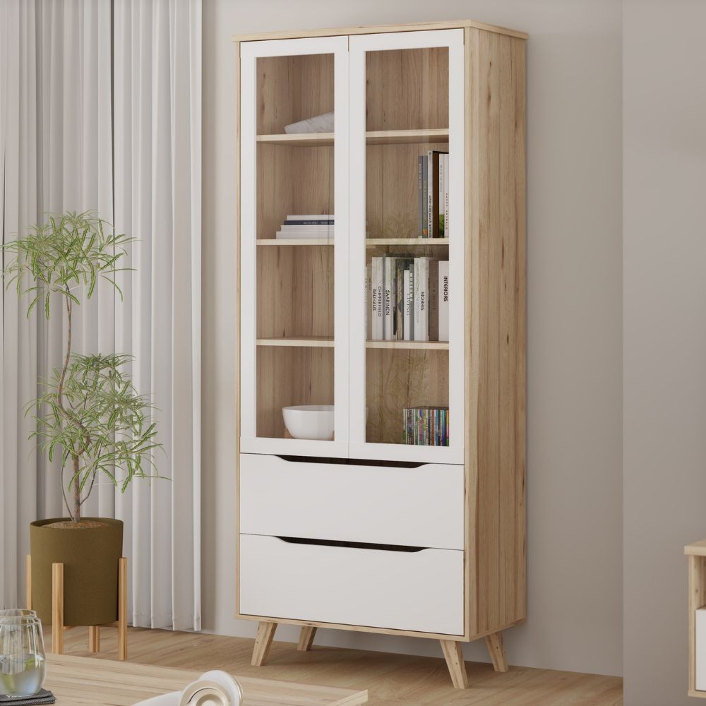 Vetrina Axis con 2 ante in vetro e 2 cassetti con struttura rovere e frontali bianchi Vetrina Axis con 2 ante in vetro e 2 cassetti con struttura rovere e frontali bianchi